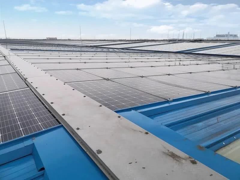 中国BIPV新探索 东方日升常州厂光伏屋顶样本工厂解析——更隐秘·更紧固的桥架技术